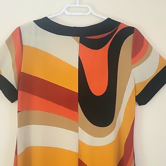 Tiana B. Colorful Abstract Short Sleeve Dress - Picture 9 of 10